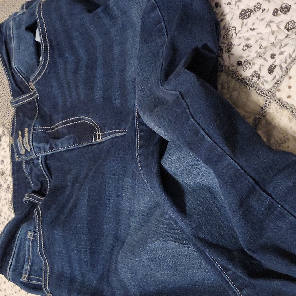 Women's skinny jeans